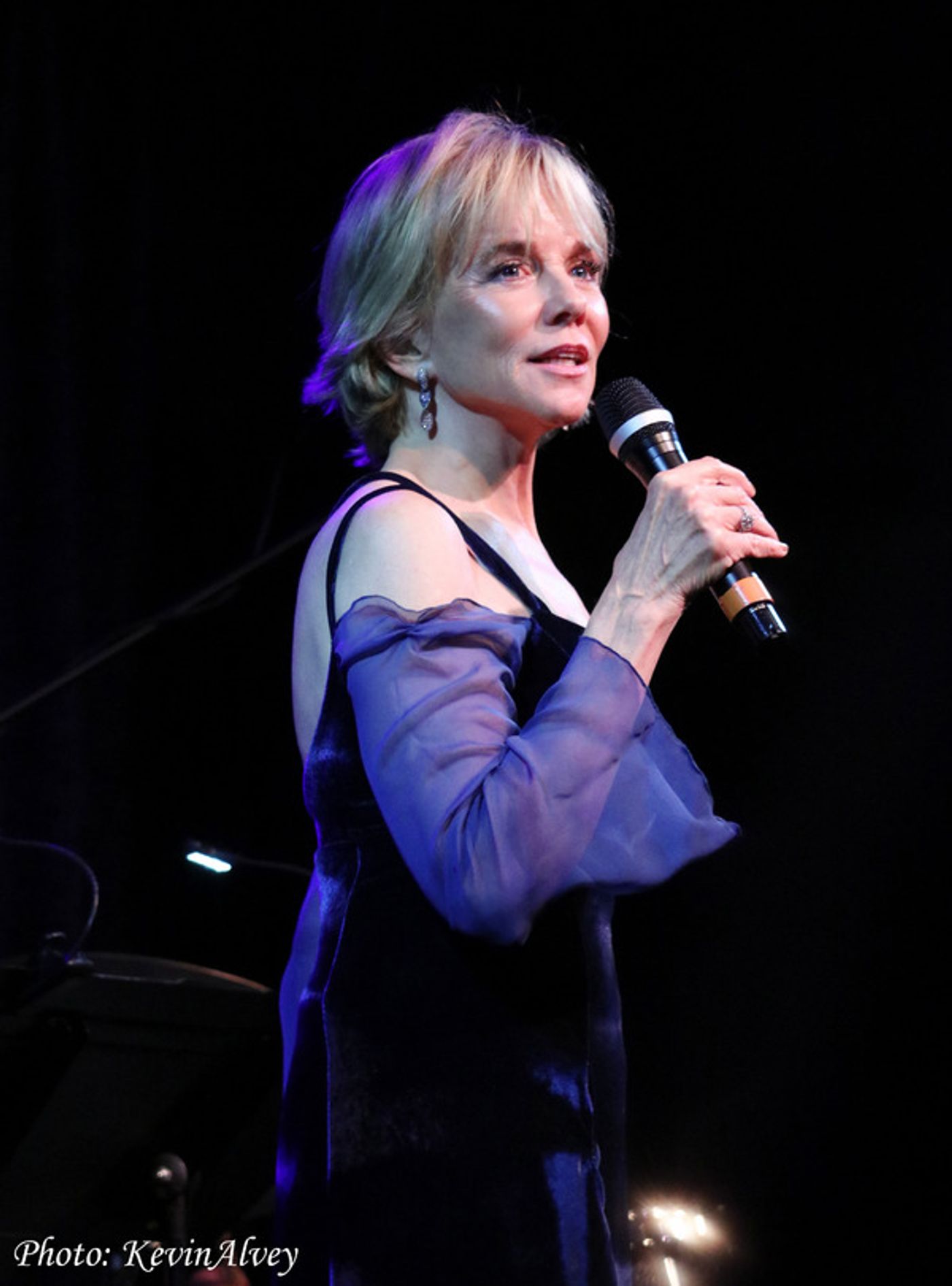 Photos: Linda Purl's latest concert at the Birdland Theater  Image