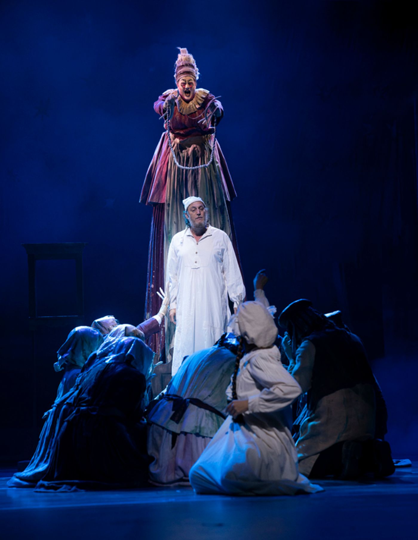 Photos: First Look at the FIDDLER ON THE ROOF National Tour  Image