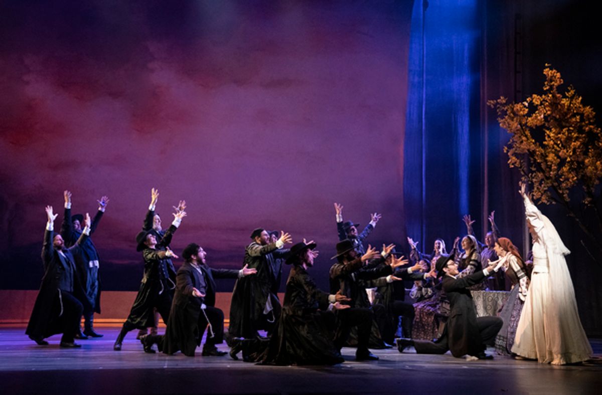 Cast of Fiddler on the Roof at Photos: First Look at the FIDDLER ON THE ROOF National Tour