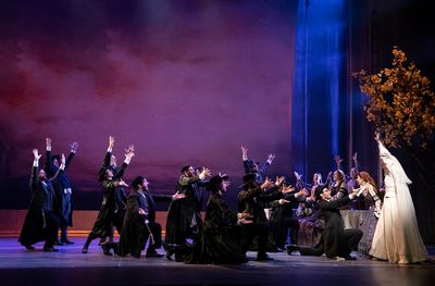 Cast of Fiddler on the Roof Photo