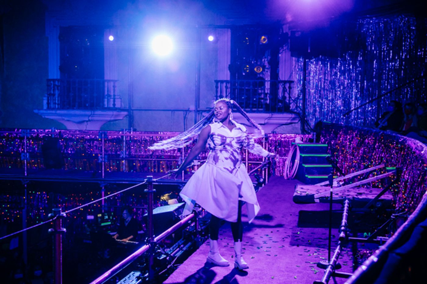 Photos: First Look at Alaska 5000, Emily Skeggs & More in Pasadena Playhouse's HEAD OVER HEELS  Image