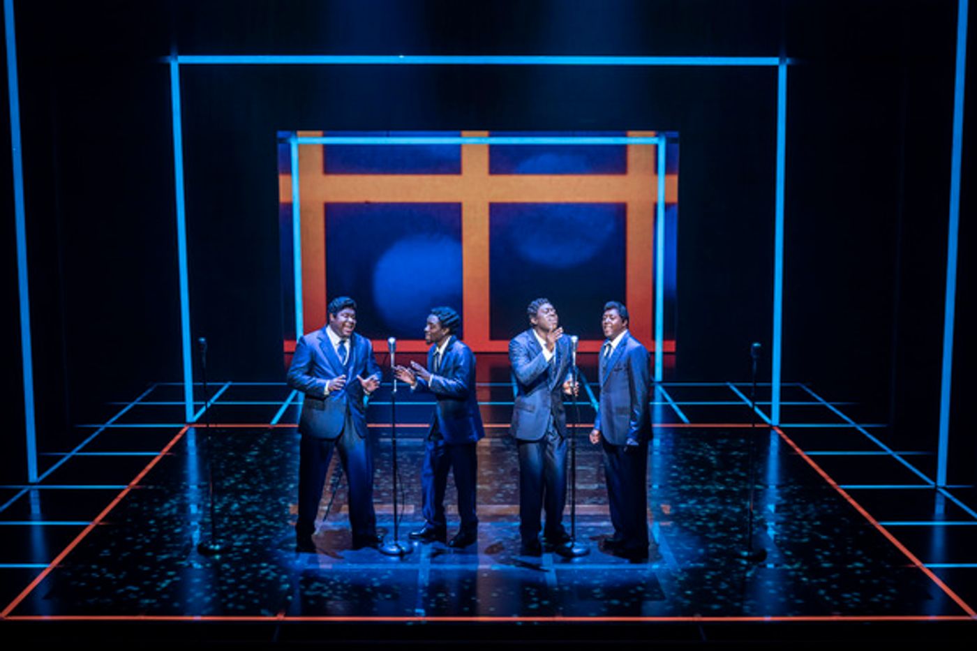 Photos: First Look at THE DRIFTERS GIRL at The Garrick Theatre  Image