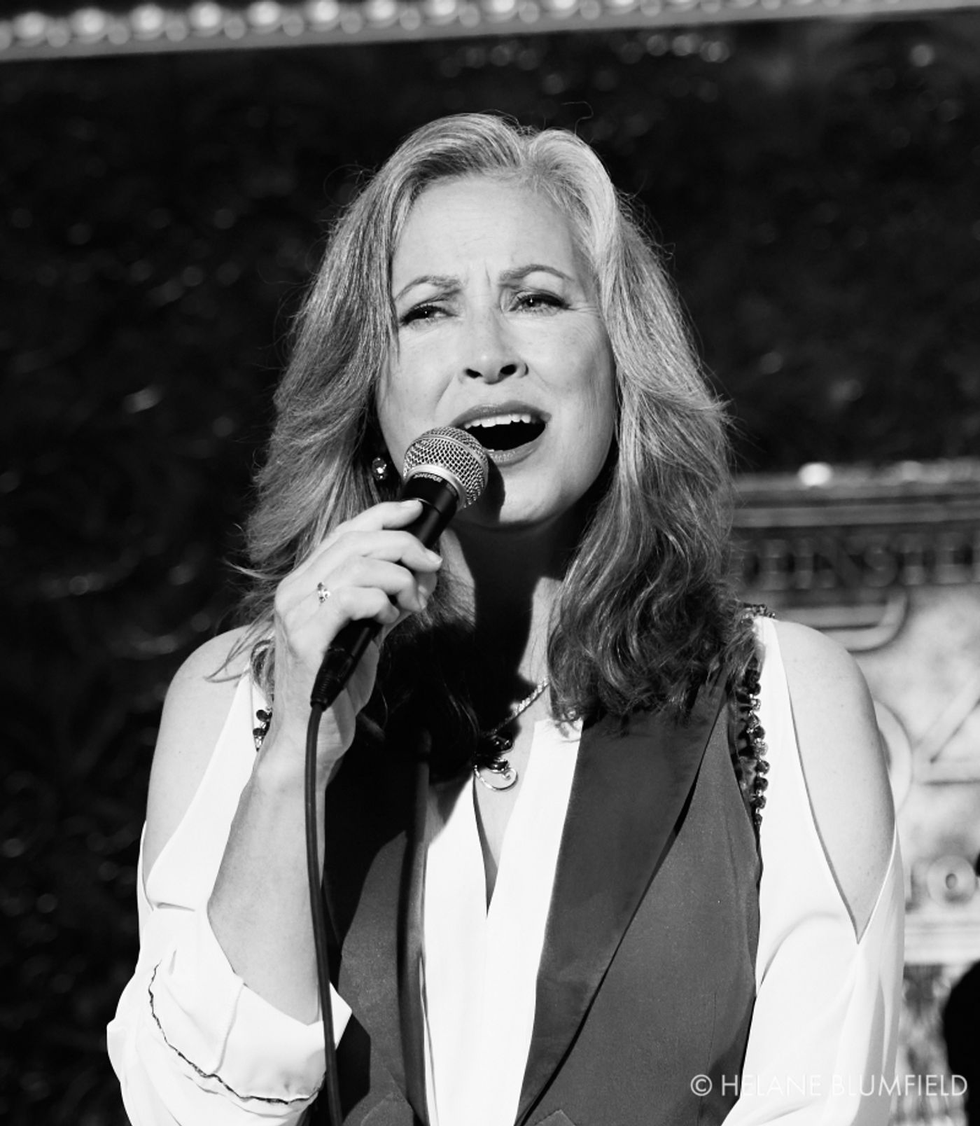 Photo Flash: LINDA EDER's Return To Feinstein's/54 Below Is Photographed by Helane Blumfield Photo Flash: LINDA EDER's Return To Feinstein's/54 Below Is Photographed by Helane Blumfield Image