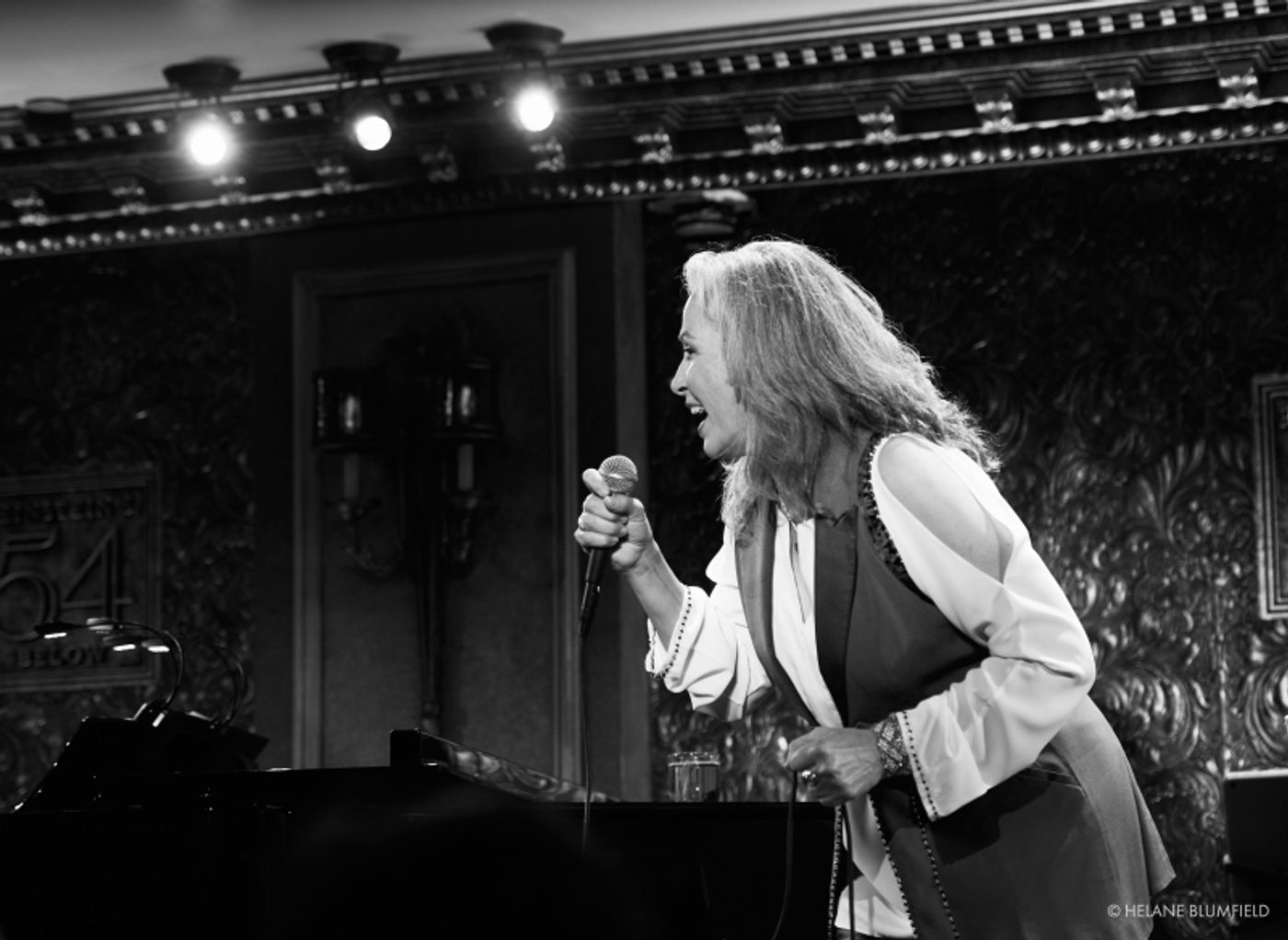 Photo Flash: LINDA EDER's Return To Feinstein's/54 Below Is Photographed by Helane Blumfield Photo Flash: LINDA EDER's Return To Feinstein's/54 Below Is Photographed by Helane Blumfield Image