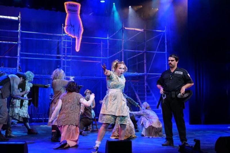 Review: Belmont University Musical Theatre Comes Roaring Back With Fabulous URINETOWN THE MUSICAL  Image