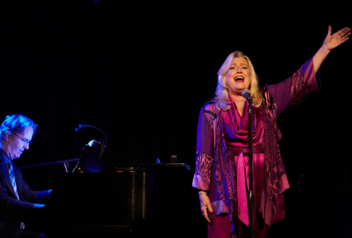 Photo Flash: Helane Blumfield Captures on Camera the Cabaret Debut of LINDA KAHN in SAY YES! at The Triad Photo Flash: Helane Blumfield Captures on Camera the Cabaret Debut of LINDA KAHN in SAY YES! at The Triad Image