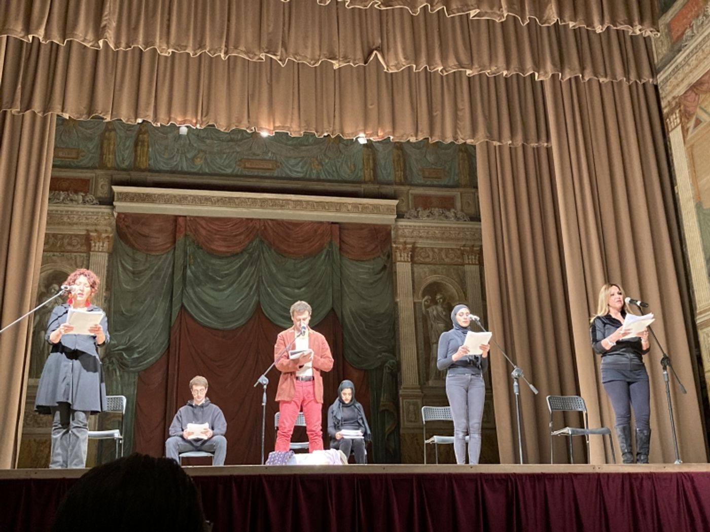 Review: LAVANDERIA CALZINO PERSO / THE LOST SOCK LAUNDRY al TEATRO DI VILLA TORLONIA Review: LAVANDERIA CALZINO PERSO / THE LOST SOCK LAUNDRY al TEATRO DI VILLA TORLONIA Image