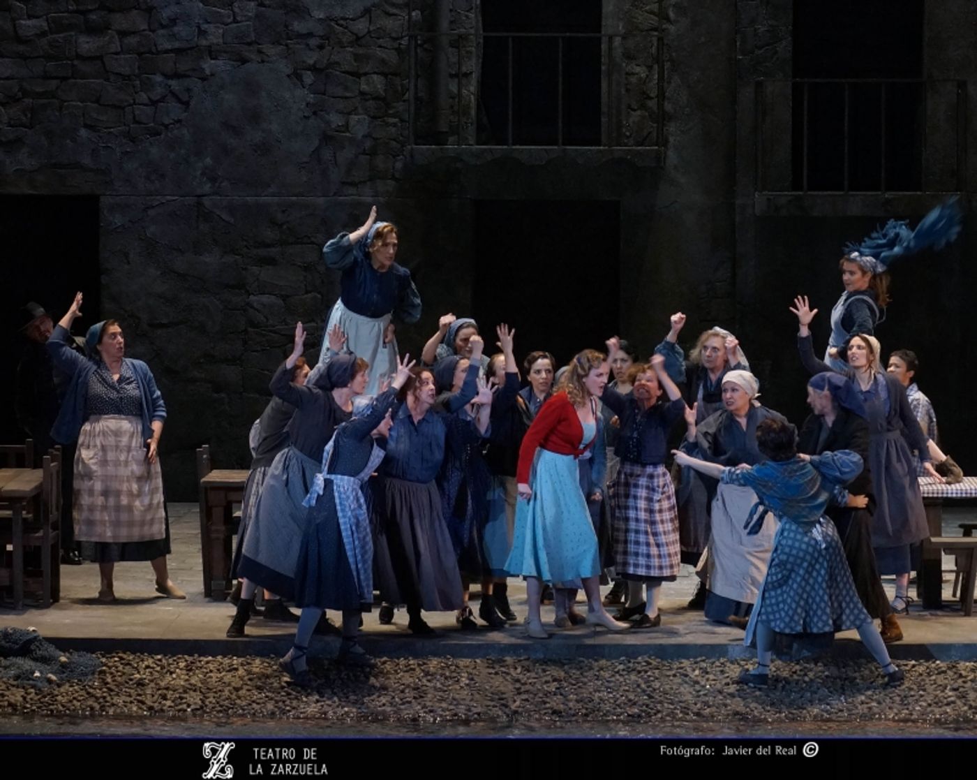 Damián del Castillo y Sofía Esparza nos hablan de LA TABERNERA DEL PUERTO  Image