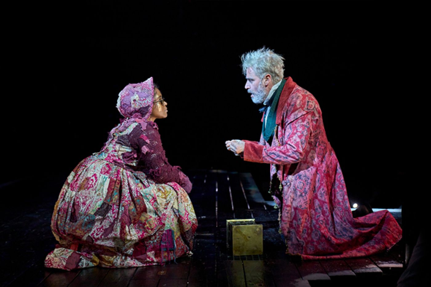 Photos: First Look at Stephen Mangan & More in A CHRISTMAS CAROL at The Old Vic  Image