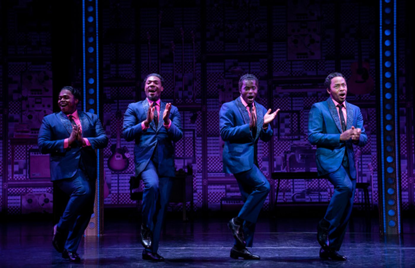 Photos: Check Out New Images of the National Tour of BEAUTIFUL!  Image