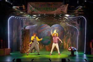 James Keningale, Tiajna Amayo, Jade Lauren, LJ Parkinson Photo