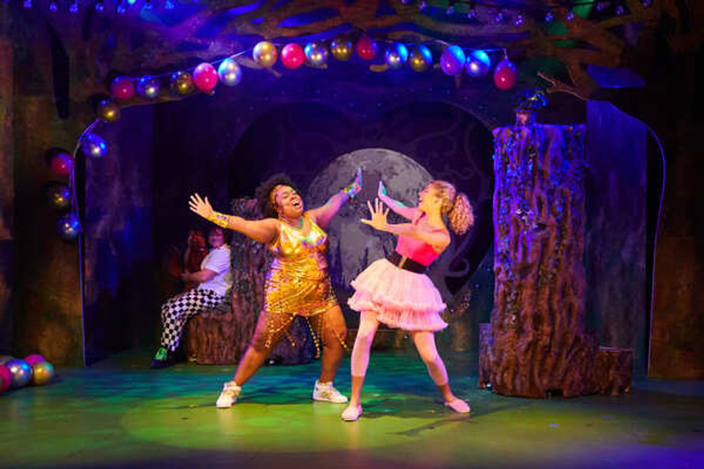 Photos: First Look at CINDERELLA: THE AWESOME TRUTH at Polka Theatre  Image