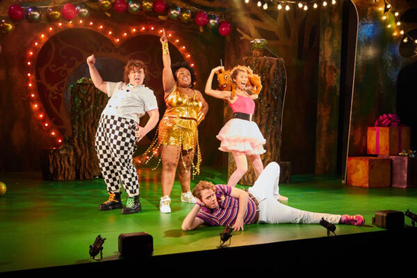 Photos: First Look at CINDERELLA: THE AWESOME TRUTH at Polka Theatre  Image