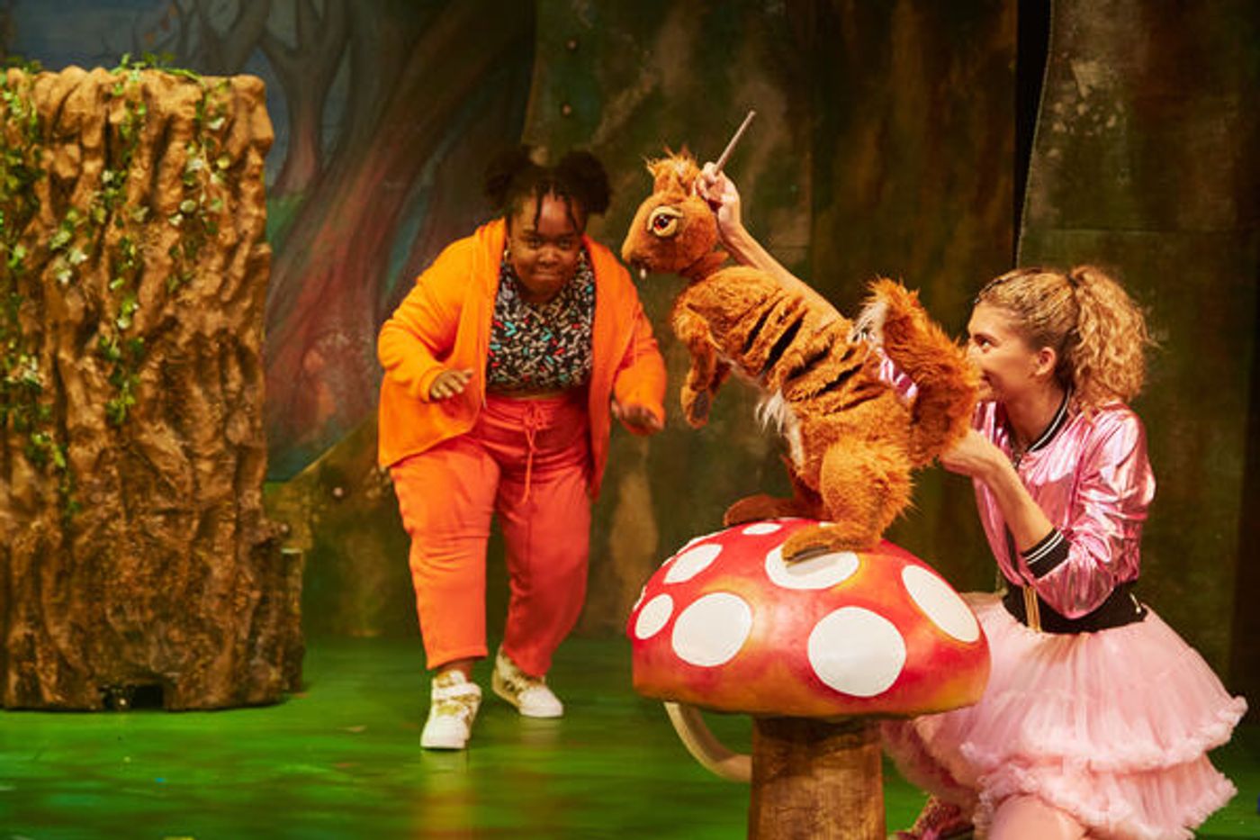 Photos: First Look at CINDERELLA: THE AWESOME TRUTH at Polka Theatre  Image