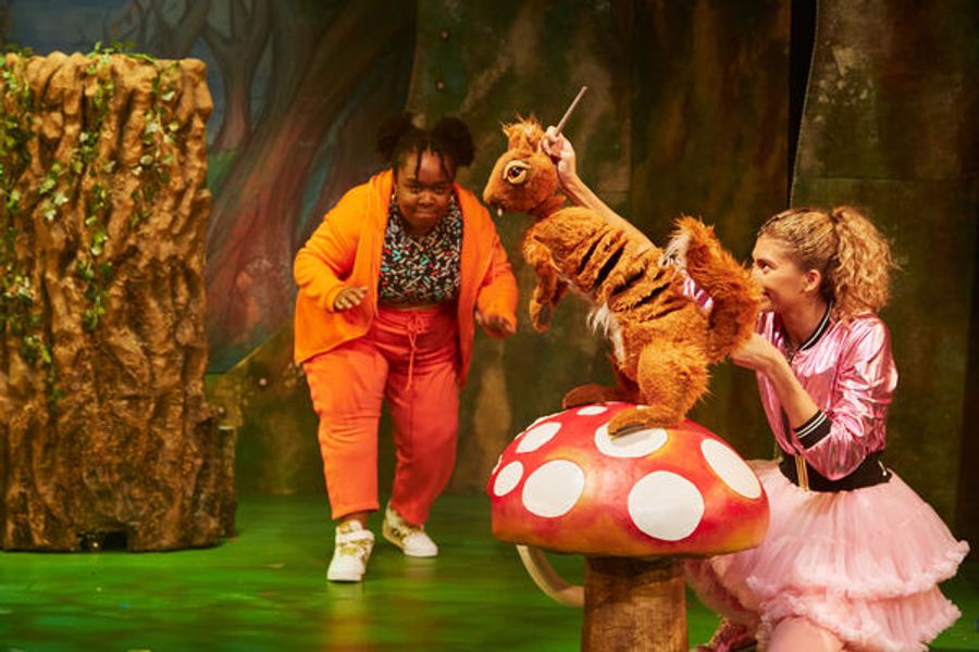 Photos: First Look at CINDERELLA: THE AWESOME TRUTH at Polka Theatre Image