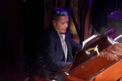 Fred Barton at the piano Photo