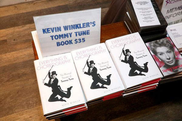  Kevin Winkler''s Everything Is Choreography! Photo