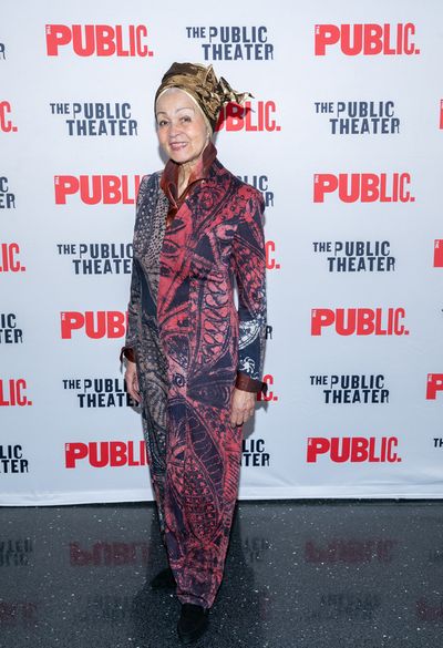 Lizan Mitchell  Photo