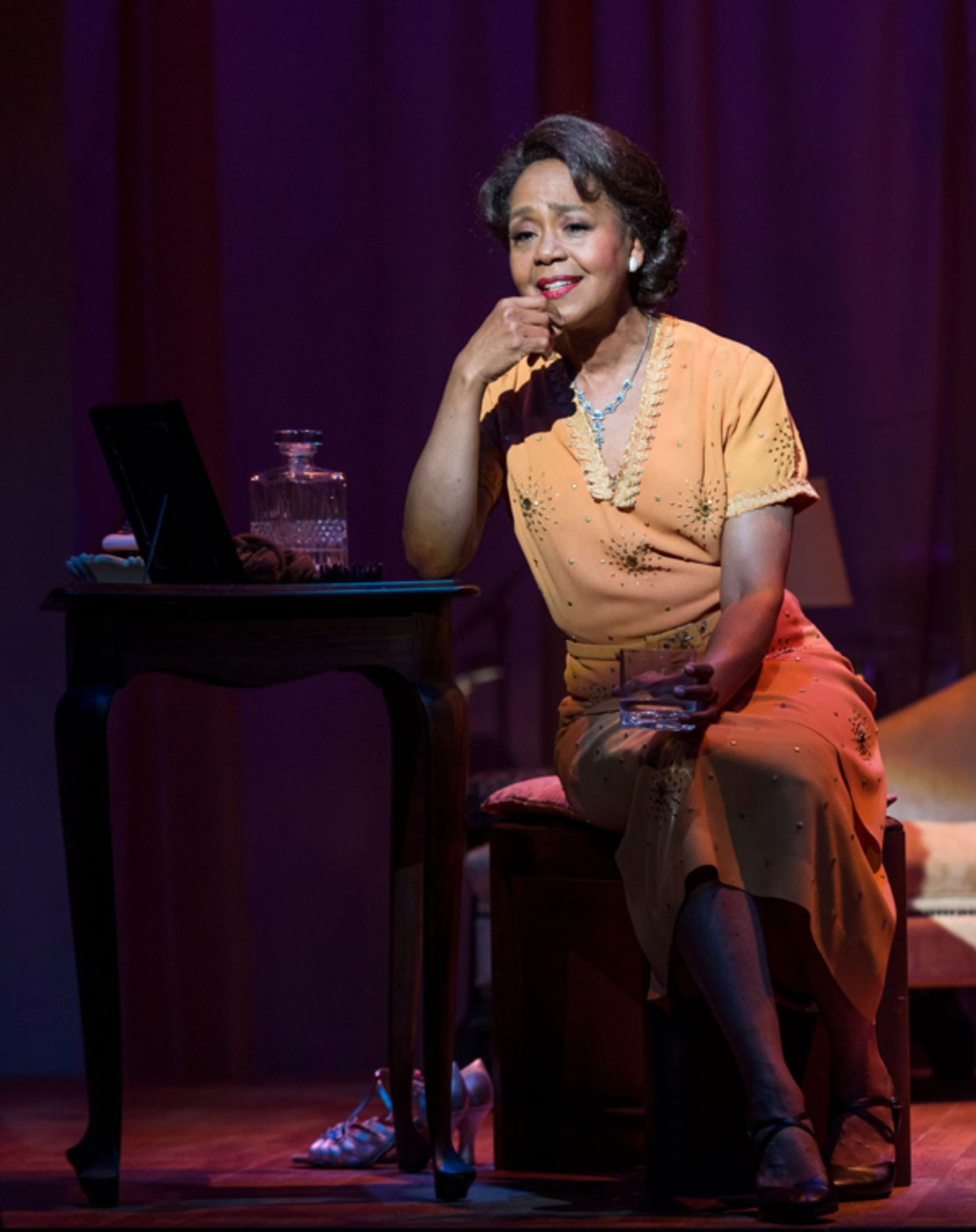 Photos: Photos: First Look at Vivian Reed & More in BLUES IN THE NIGHT  Image