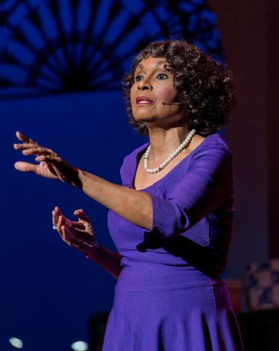Vivian Reed Photo