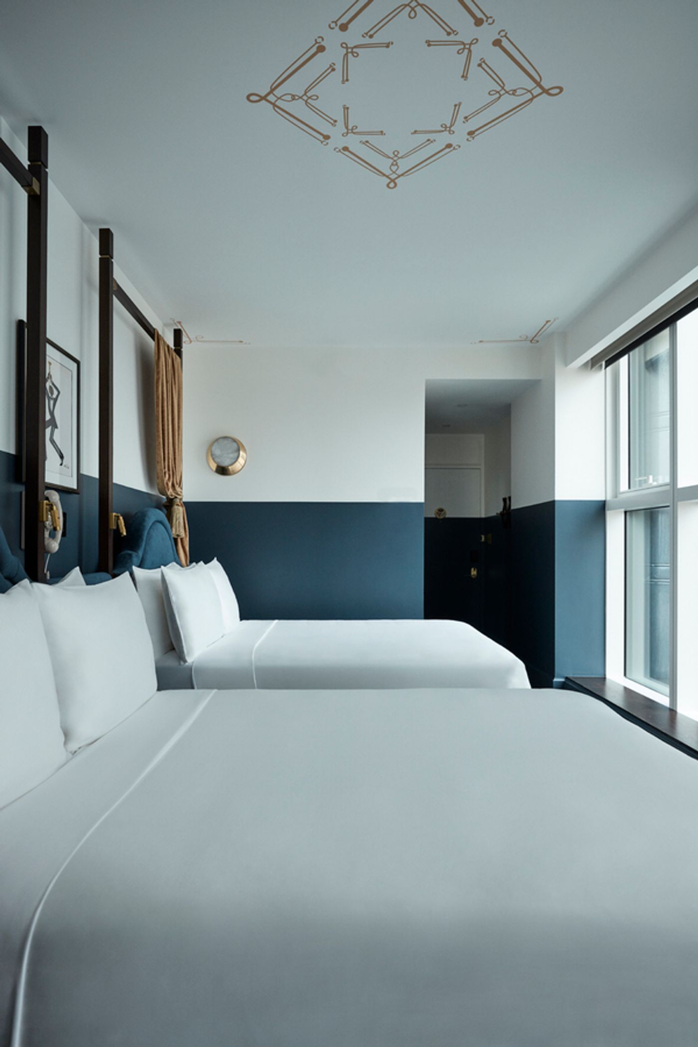 Photos: Go Inside CIVILIAN, The Theater District's New Broadway-Inspired Hotel Photos: Go Inside CIVILIAN, The Theater District's New Broadway-Inspired Hotel Image