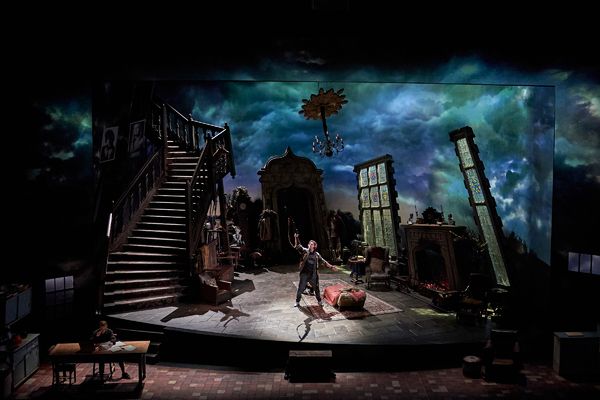 Photos: See Shaun Evans, Nancy Carroll & More in MANOR at the National Theatre — photo 12 of 13