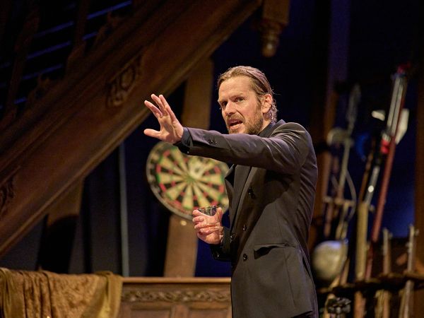 Photos: See Shaun Evans, Nancy Carroll & More in MANOR at the National Theatre — photo 5 of 13