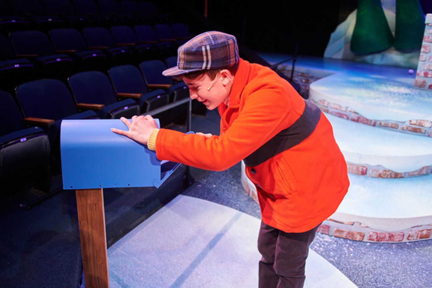 Photos: First Look at A CHARLIE BROWN CHRISTMAS at First Stage  Image