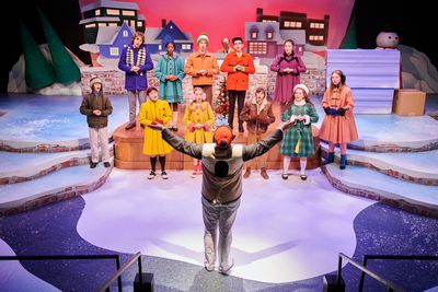 J.T. Backes, Paul Helm and the Cast of A CHARLIE BROWN CHRISTMAS Photo