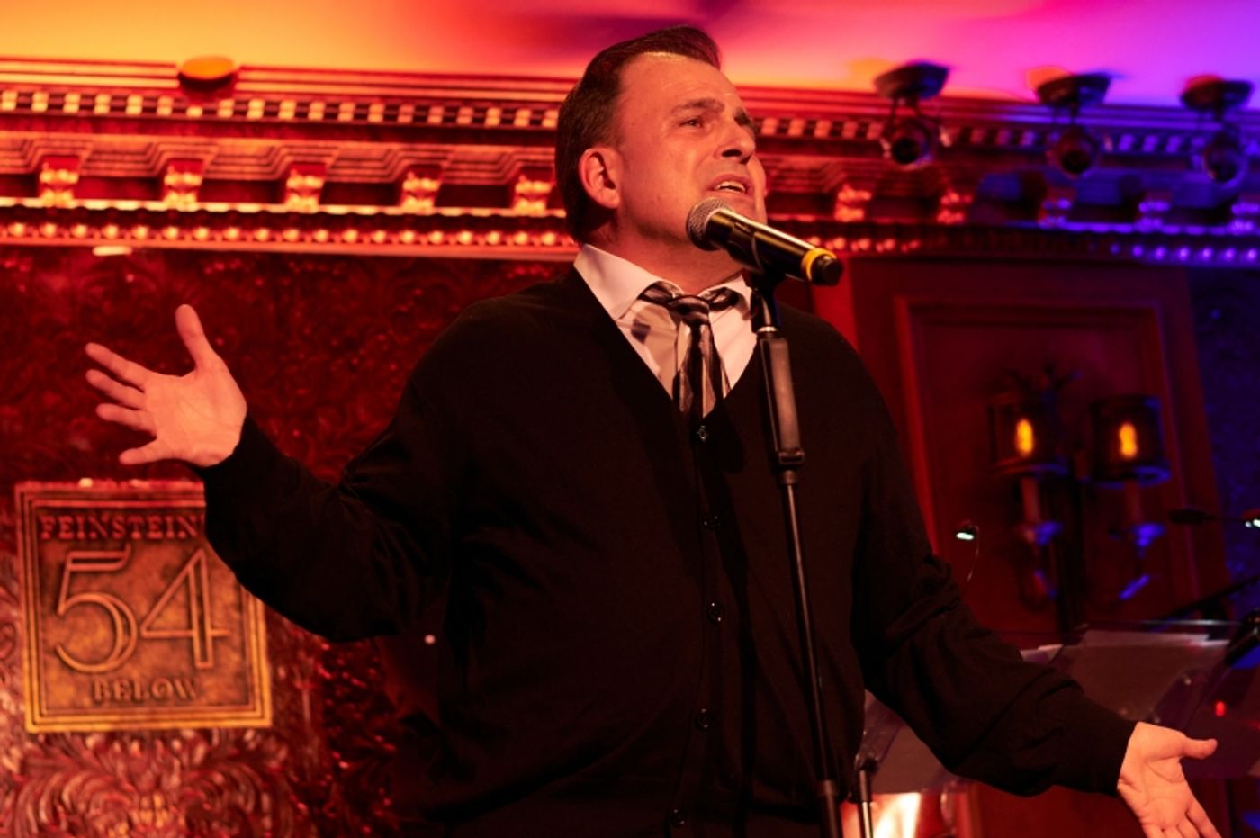 Photo Flash: Helane Blumfield Documents DAVID SABELLA SINGS KANDER & EBB: 25CHICAGO25 at Feinstein's/54 Below Photo Flash: Helane Blumfield Documents DAVID SABELLA SINGS KANDER & EBB: 25CHICAGO25 at Feinstein's/54 Below Image