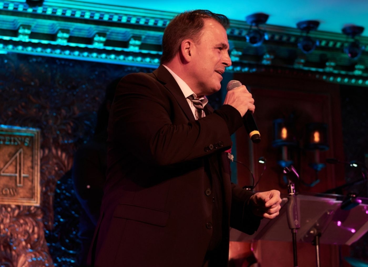 Photo Flash: Helane Blumfield Documents DAVID SABELLA SINGS KANDER & EBB: 25CHICAGO25 at Feinstein's/54 Below Photo Flash: Helane Blumfield Documents DAVID SABELLA SINGS KANDER & EBB: 25CHICAGO25 at Feinstein's/54 Below Image