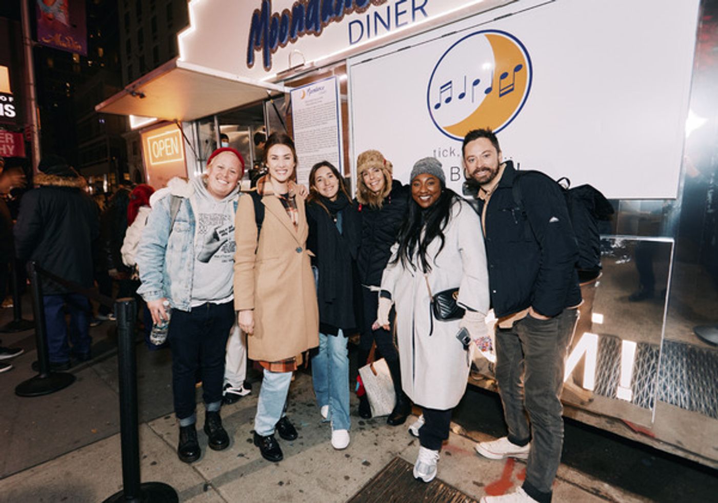 Photos: See Shipp, de Jesús & More at Pop-Up Moondance Diner Food Truck! Photos: See Shipp, de Jesús & More at Pop-Up Moondance Diner Food Truck! Image