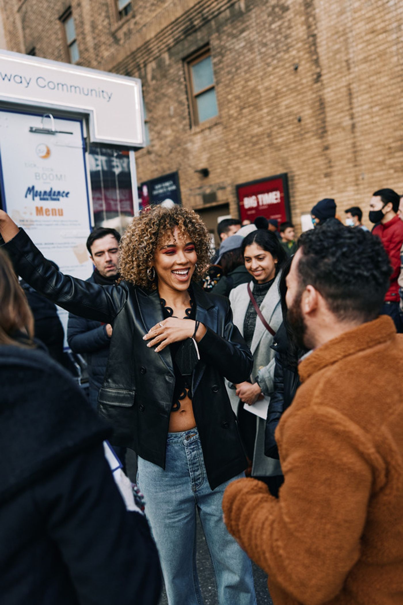 Photos: See Shipp, de Jesús & More at Pop-Up Moondance Diner Food Truck! Photos: See Shipp, de Jesús & More at Pop-Up Moondance Diner Food Truck! Image