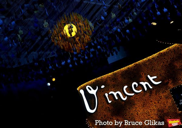 Photos: Go Inside Reopening Night of IMMERSIVE VAN GOGH at Pier 36 — photo 2 of 41