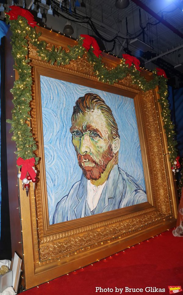 Photos: Go Inside Reopening Night of IMMERSIVE VAN GOGH at Pier 36 — photo 3 of 41