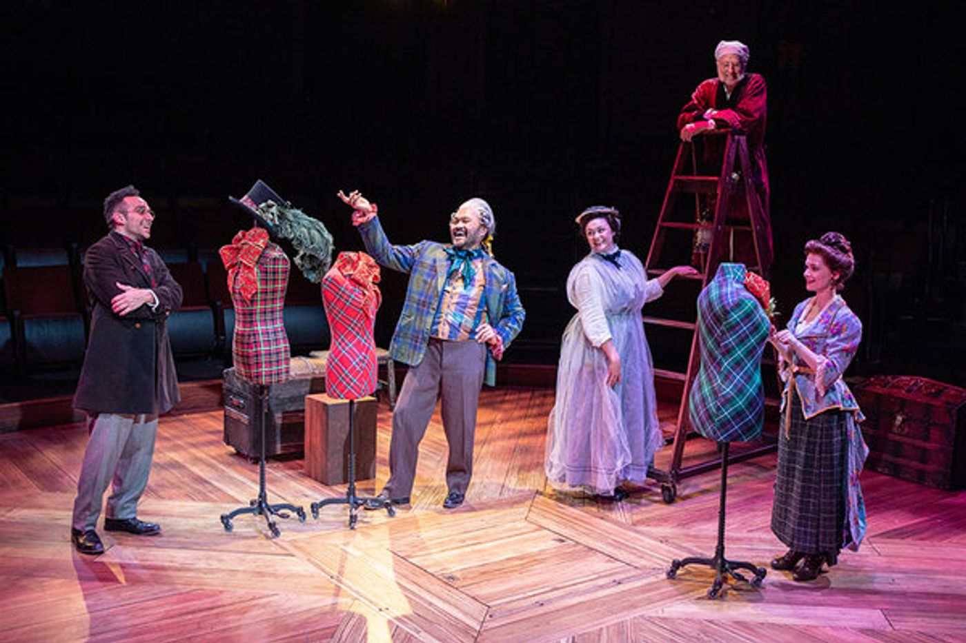 Photos: Check Out EBENEZER SCROOGE'S BIG SAN DIEGO CHRISTMAS SHOW  Image