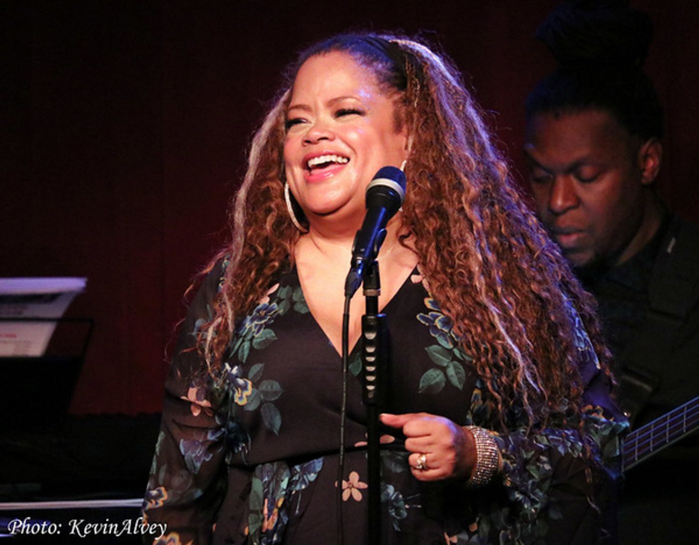 Photos: Natalie Douglas Resumes TRIBUTES At Birdland With Celebration Of James Taylor  Image