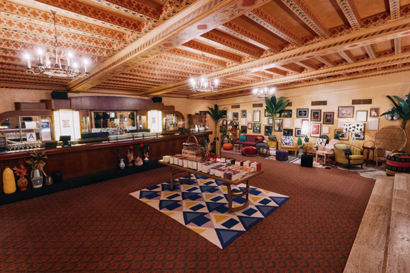 Photos: SLAVE PLAY Unveils 'The Wilson Lounge' for First Preview  Image