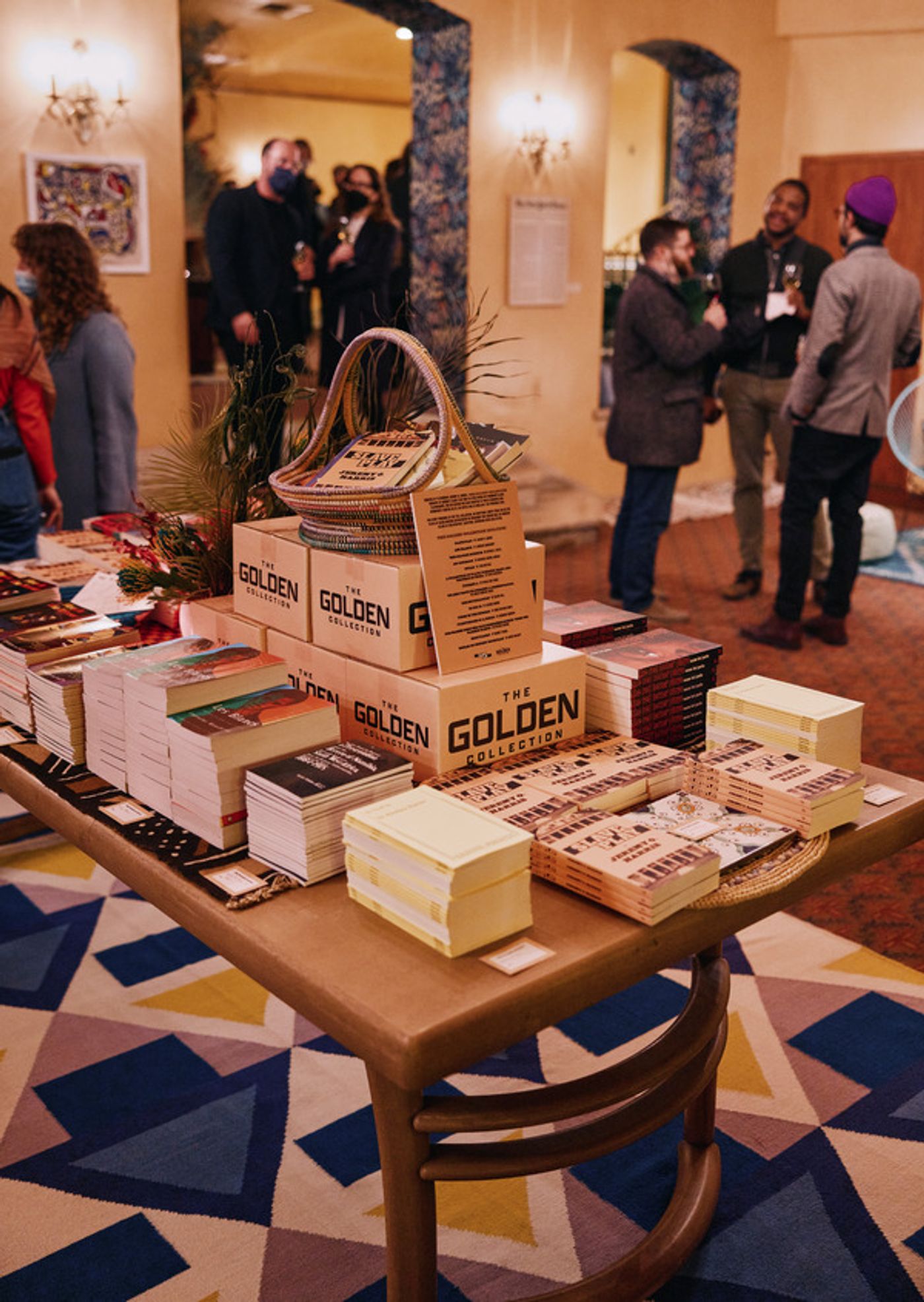 Photos: SLAVE PLAY Unveils 'The Wilson Lounge' for First Preview  Image