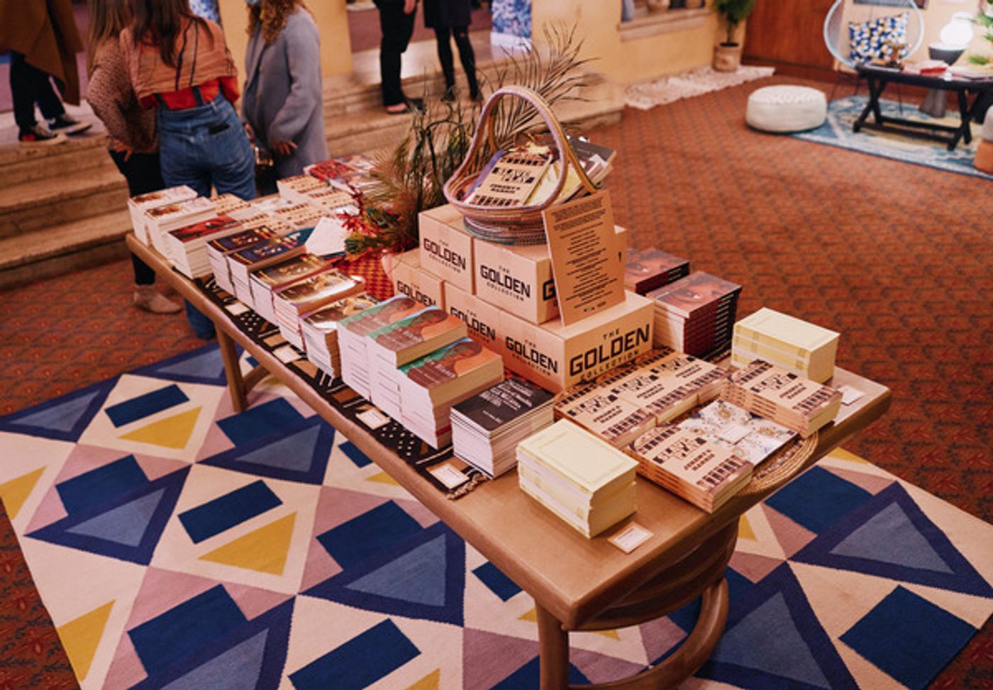 Photos: SLAVE PLAY Unveils 'The Wilson Lounge' for First Preview  Image