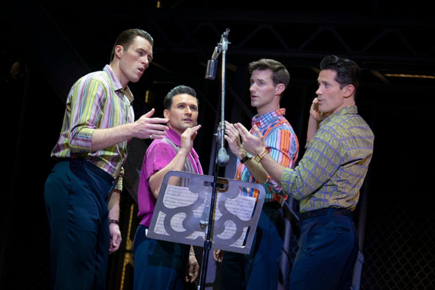 Photos: All New Photos of the Cast of JERSEY BOYS at New World Stages  Image