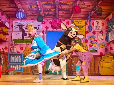 Clive Rowe, Daisy the Cow and Kat B Photo