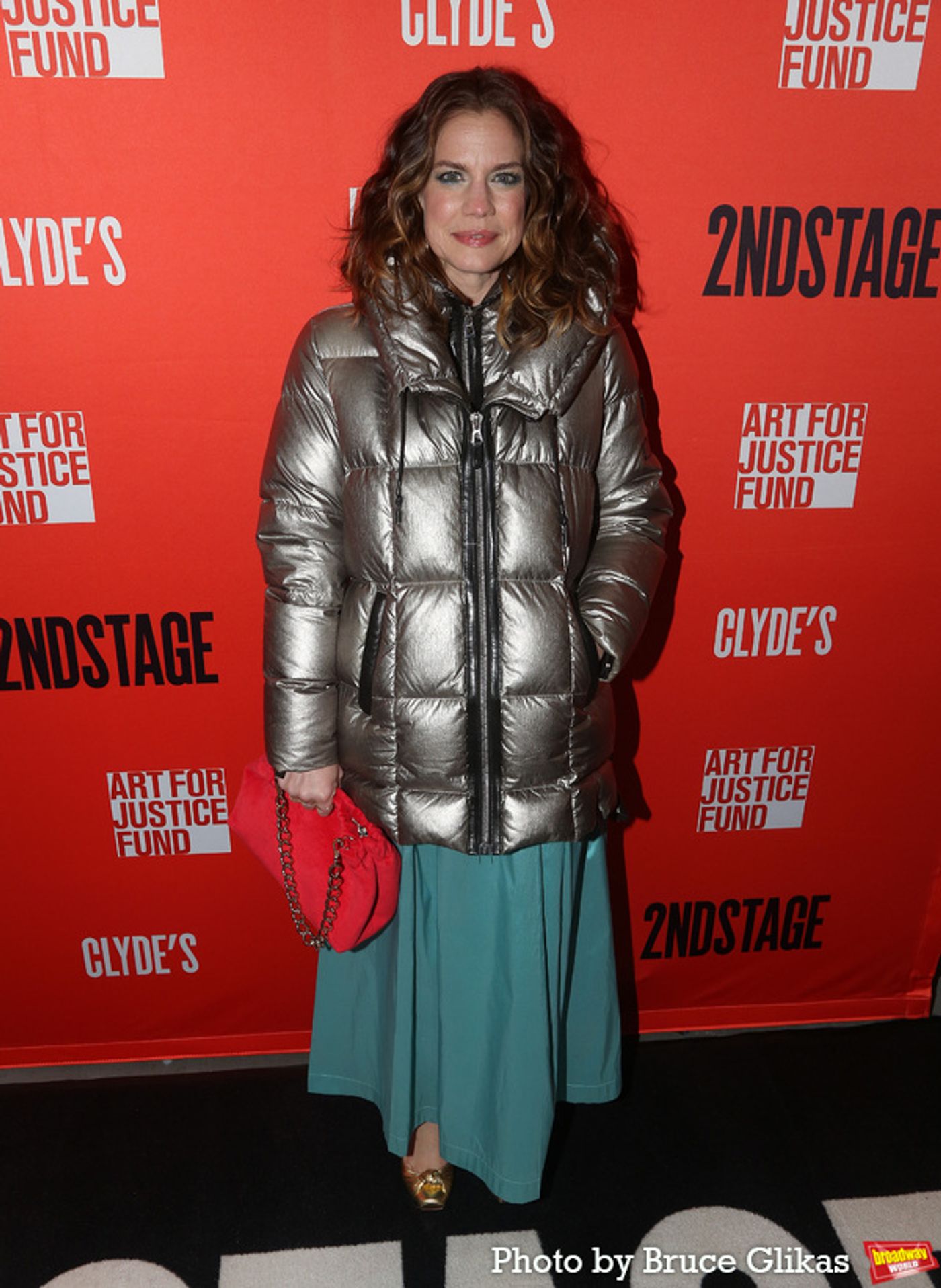 Photos: CLYDE'S Celebrates Opening Night on Broadway  Image