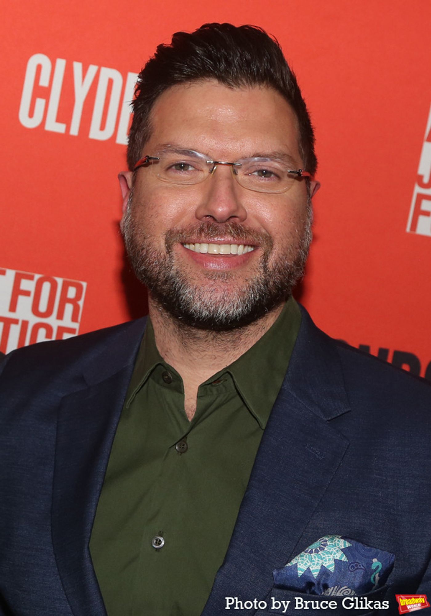 Photos: CLYDE'S Celebrates Opening Night on Broadway  Image