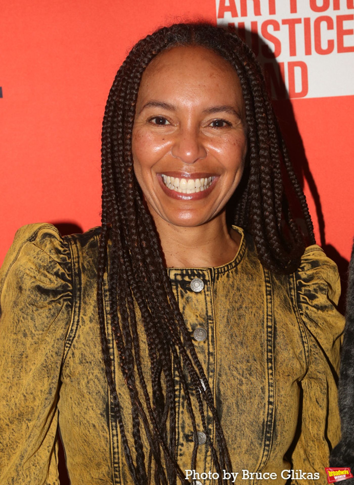 Photos: CLYDE'S Celebrates Opening Night on Broadway  Image