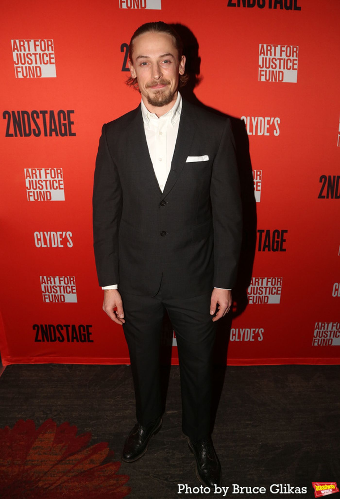 Photos: CLYDE'S Celebrates Opening Night on Broadway  Image