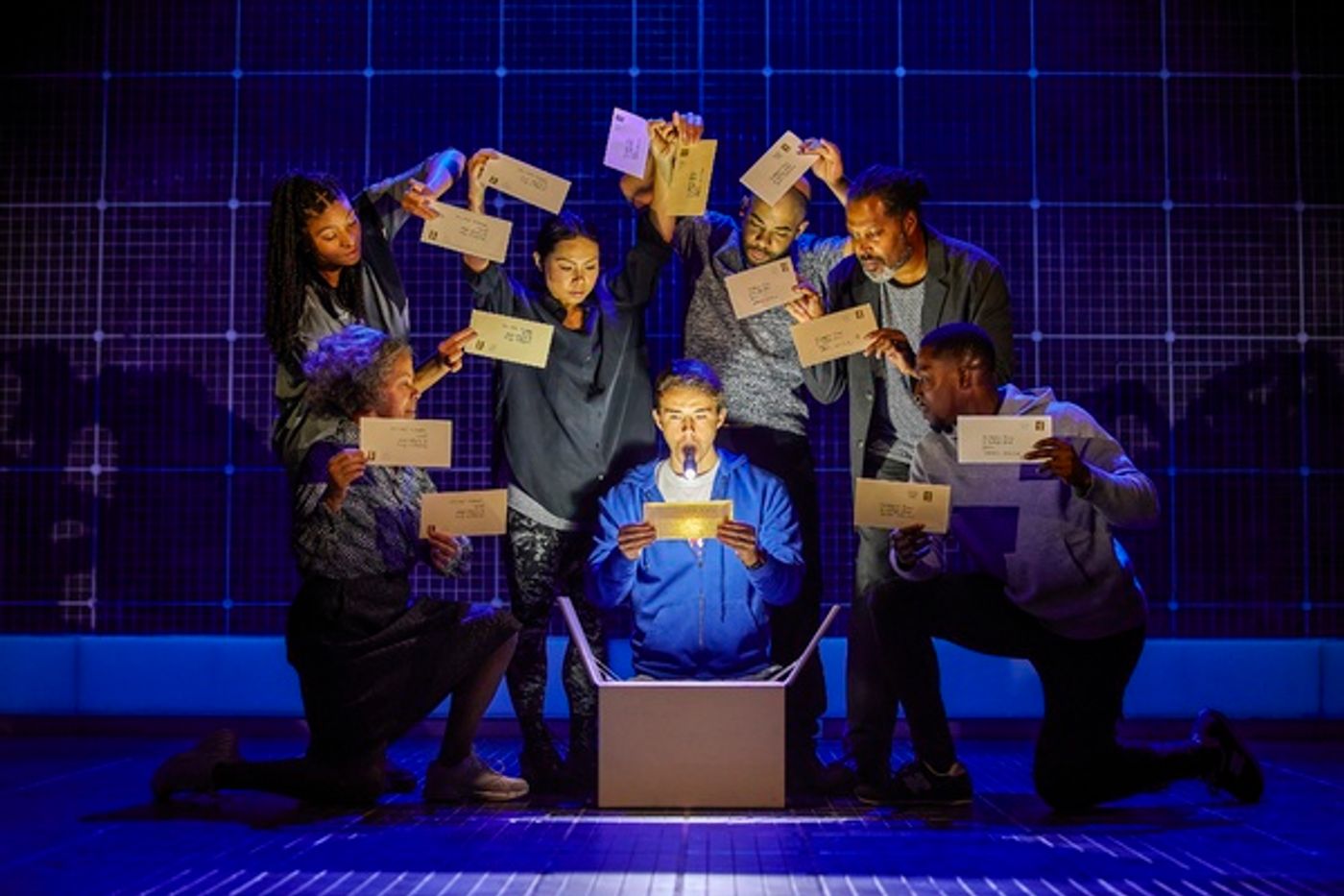 Photos: First Look at THE CURIOUS INCIDENT OF THE DOG IN THE NIGHT-TIME  Image