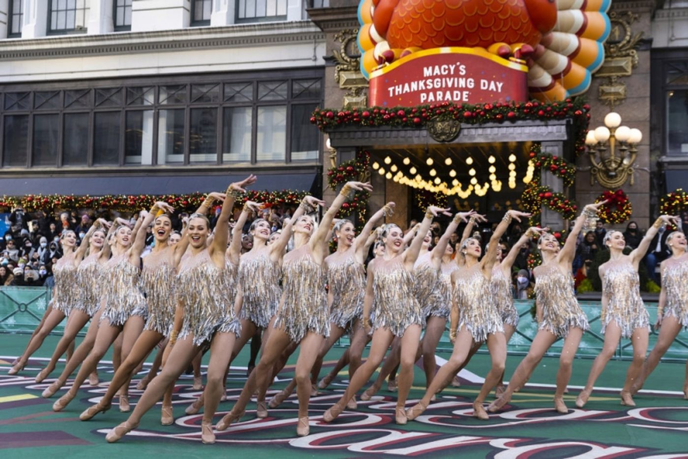 Photos: SIX, WICKED & More Perform at the MACY'S THANKSGIVING DAY PARADE  Image