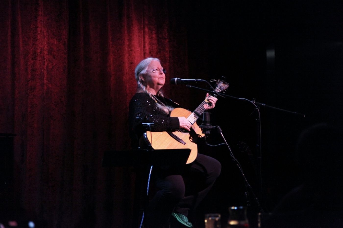 Review: CHRISTINE LAVIN Defines Storytelling at Birdland Theater Review: CHRISTINE LAVIN Defines Storytelling at Birdland Theater Image