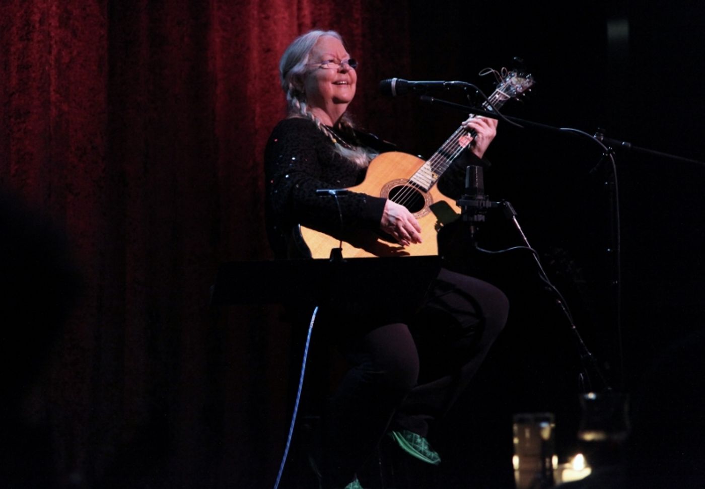 Review: CHRISTINE LAVIN Defines Storytelling at Birdland Theater Review: CHRISTINE LAVIN Defines Storytelling at Birdland Theater Image